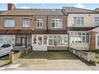 4 bed house for sale in Sunnymead Road, NW9, London