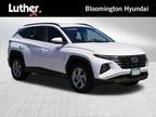 2022 Hyundai Tucson White, 25K miles