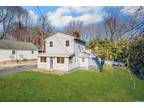 Home For Sale In Mount Sinai, New York
