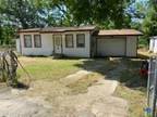 Home For Sale In Gonzales, Texas