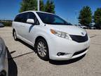 2012 Toyota Sienna White, 207K miles