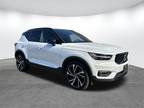 2020 Volvo XC40 R-Design