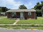 Home For Sale In Benton, Kentucky