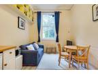 2 bedroom property to let in Finborough Road, SW10 - £475 pw