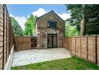 2 bedroom detached house for sale in Church End, Markyate, AL3