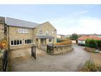 Royd Well, Birkenshaw, Bradford, West Yorkshire, BD11 4 bed detached house for