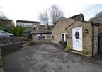 Haycliffe Lane, Wibsey, Bradford 2 bed terraced house for sale -