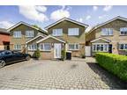 4 bedroom link detached house for sale in Pine Grove, Bricket Wood, St.