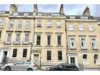 Russell Street, Bath, BA1 2QF 2 bed flat for sale -
