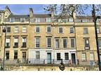 Walcot Parade, Bath 2 bed flat for sale -