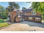5 bedroom detached house for rent in Arbour Lane, Old Springfield, Chelmsford