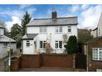 5 bedroom detached house for sale in Lower Luton Road, Wheathampstead, AL4