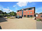 2 bedroom apartment for sale in Great North Road, Hatfield, AL9