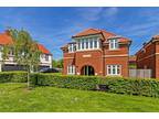 4 bedroom detached house for sale in The Green, Kings Park, St. Albans, AL3