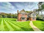 6 bedroom detached house for sale in Townsend Drive, St. Albans, Hertfordshire