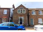 2 bedroom end of terrace house for sale in High Street, Markyate, St.