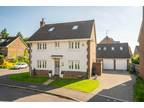 5 bedroom detached house for sale in Palmerston Drive, Wheathampstead, St.