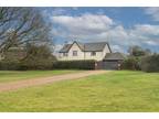5 bedroom detached house for sale in The Common, Harpenden, AL5
