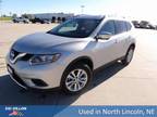 2015 Nissan Rogue Silver, 91K miles