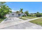 Single Family Residence - Lauderdale Lakes, FL 3301 Nw 42nd St