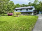 Home For Sale In Staatsburg, New York