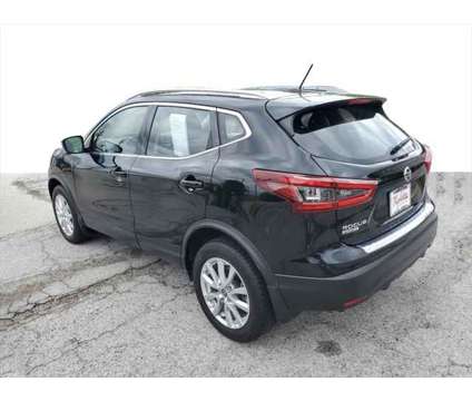2022 Nissan Rogue Sport SV FWD Xtronic CVT is a Black 2022 Nissan Rogue Station Wagon in Calumet City IL