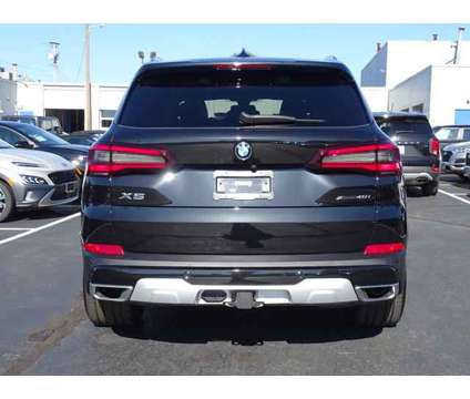 2021 BMW X5 xDrive40i is a Black 2021 BMW X5 4.8is SUV in Middletown RI