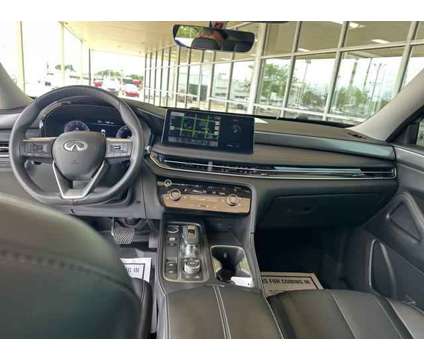 2023 Infiniti QX60 LUXE AWD is a White 2023 Infiniti QX60 Luxe SUV in Wichita KS