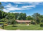 Home For Sale In Creve Coeur, Missouri