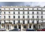 2 Bedroom Flat to Rent in Leinster Square