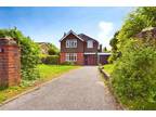 Clevedon Road, Tilehurst, Reading, Berkshire, RG31 4 bed detached house for sale