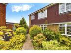 Lilac Walk, Calcot, Reading, Berkshire, RG31 3 bed semi-detached house for sale