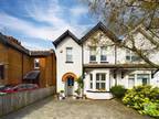 Waverley Road, Reading, Berkshire, RG30 3 bed semi-detached house for sale -