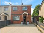 Byefield Road, Reading, Berkshire 2 bed end of terrace house for sale -
