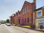 St. Aubyns Court, Donnington Road, Reading, Berkshire, RG1 2 bed apartment for
