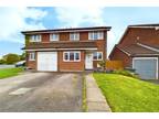 Blackwater Rise, Calcot, Reading, Berkshire, RG31 2 bed semi-detached house for