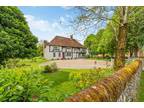 Tong Lane, Eastling, Faversham, Kent 6 bed detached house for sale - £