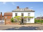 Church Green, Marden, Tonbridge, Kent, TN12 5 bed link detached house for sale -