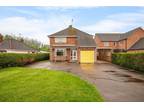 Station Road, North Hykeham, Lincoln, Lincolnshire, LN6 3 bed detached house for