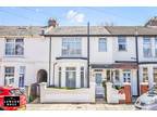 Mayles Road, Southsea 3 bed terraced house for sale -
