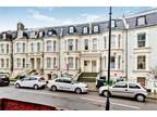 Alhambra Road, Southsea 1 bed apartment to rent - £900 pcm (£208 pw)