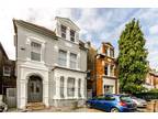 2 Bedroom Flat for Sale in Park Avenue