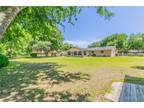 Home For Sale In Hewitt, Texas