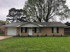 1302 Avondale Dr. Pine Bluff, AR 71601 1302 Avondale Dr