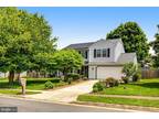 Colonial, Detached - HERNDON, VA 1611 Blacksmith Ln