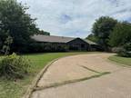 Home For Sale In Desoto, Texas
