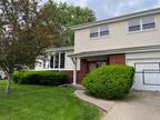 Spacious 4 Bed, 2.5 Bath Single Family Home in Arlington Heights - $3200 -