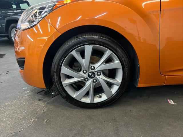 2016 Hyundai Veloster Base