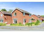 3 bedroom detached house for sale in Blackdown, Wilnecote, Tamworth, B77