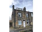 70 Football, Yeadon, LS19 7QF 2 bed terraced house to rent - £895 pcm (£207